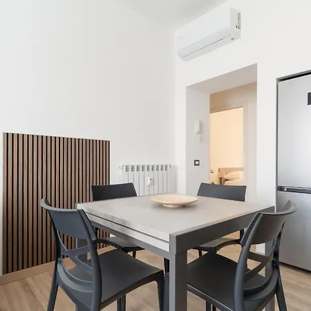 Apartment Guesthost - Modern Flat In Vigentino