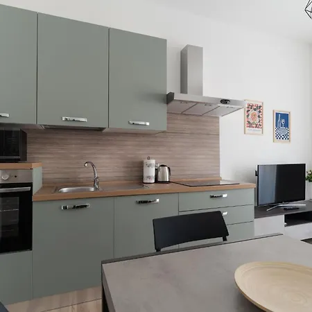 Daire Guesthost - Modern Flat In Vigentino