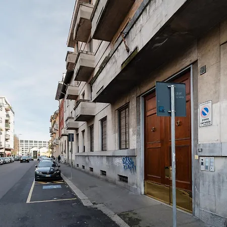 Guesthost - Modern Flat In Vigentino *